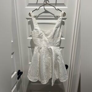 STEPHANE MINI DRESS - CORSET SCOOP NECK FIT & FLARE DRESS IN IVORY. size 2/XS